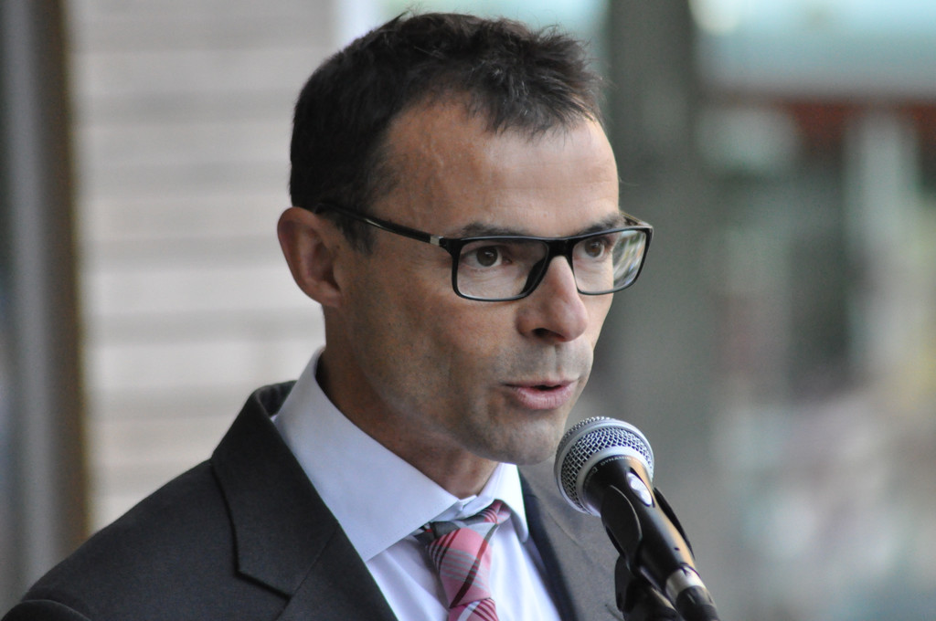 DSC_0006_JPG-1379917356