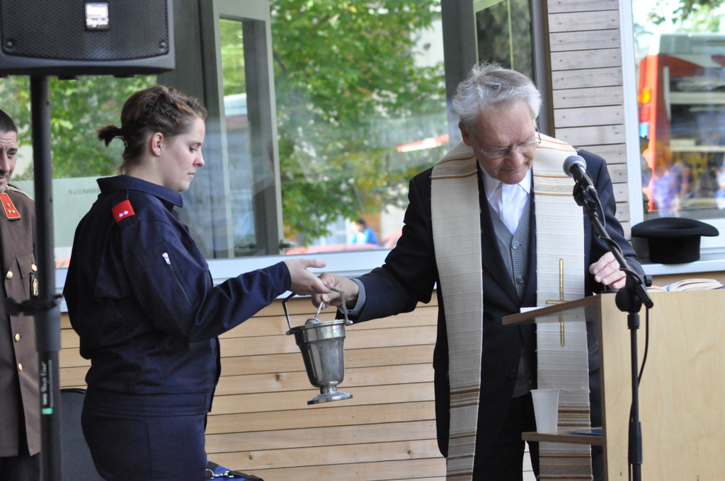 DSC_0027_JPG-1379917402