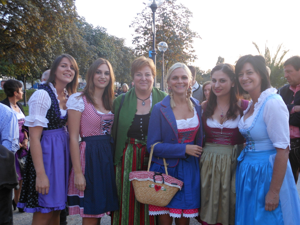 Oktoberfest 105_JPG-1379920076