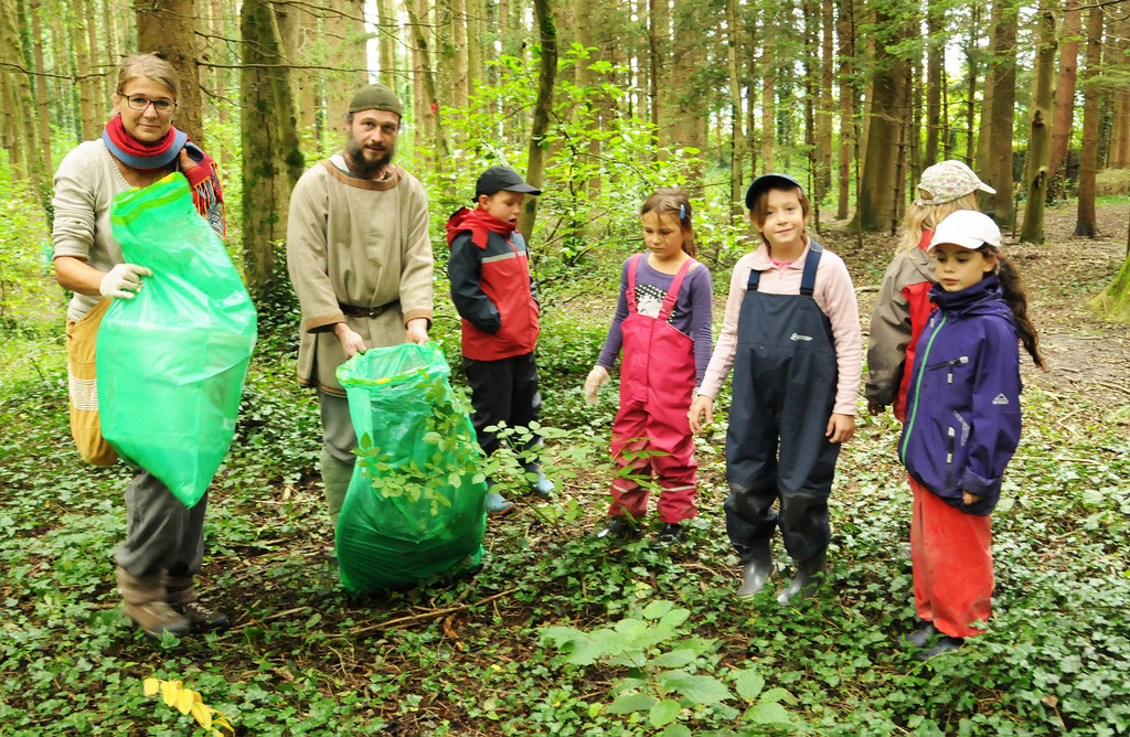 Waldtag Schulstube 20-09-2013 21_jpg-1379943243