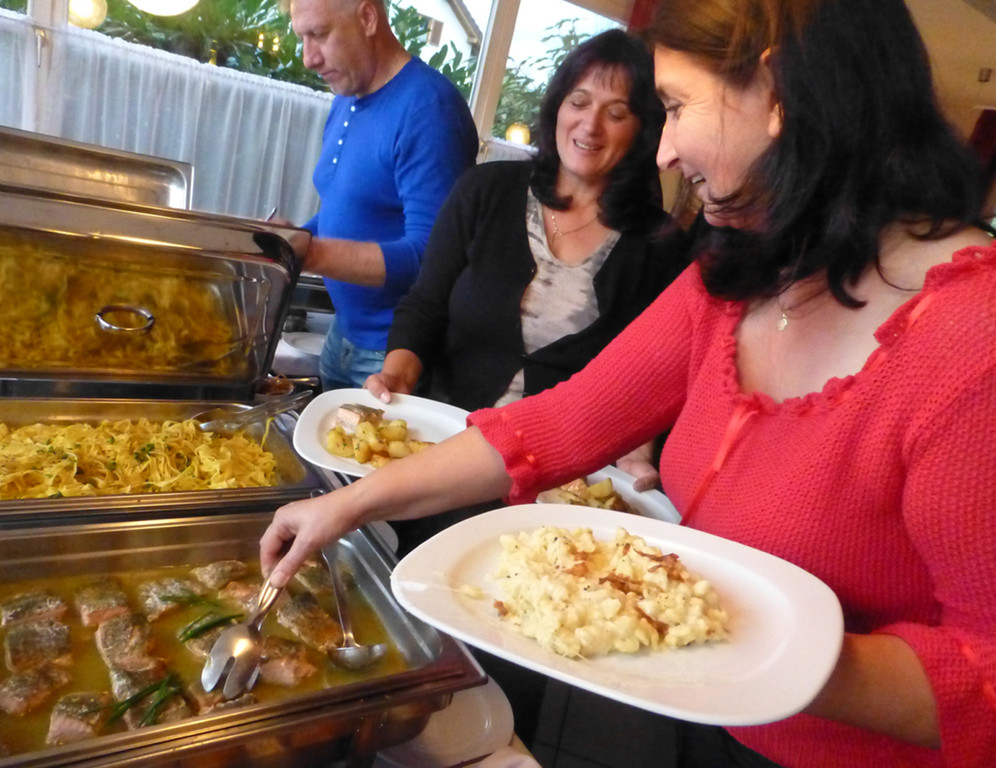 W15Buffet_jpg-1380103180