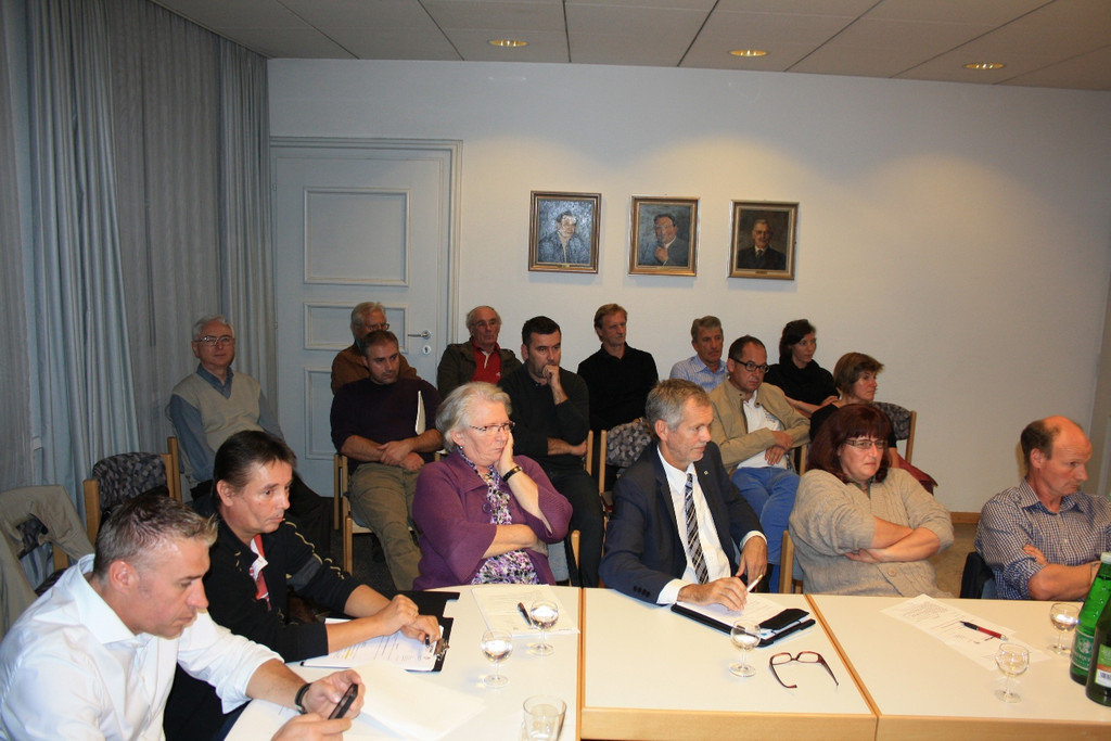 Gemeindeamt A GV Sitzung 2013 _12__jpg-1380366527