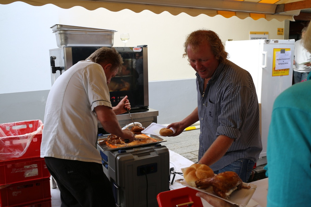KOE_Dorfmarkt Goefis 2013-09 25_jpg-1380442519