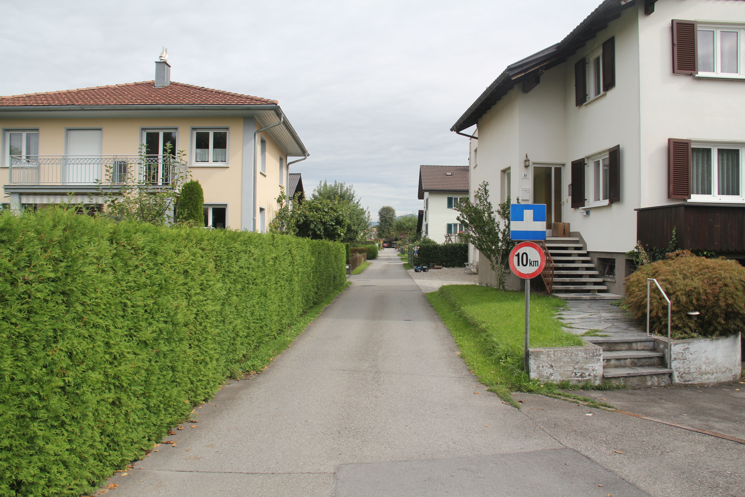 Feldweg_2_JPG-1380460579