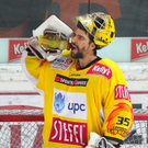 th-00114162.jpg