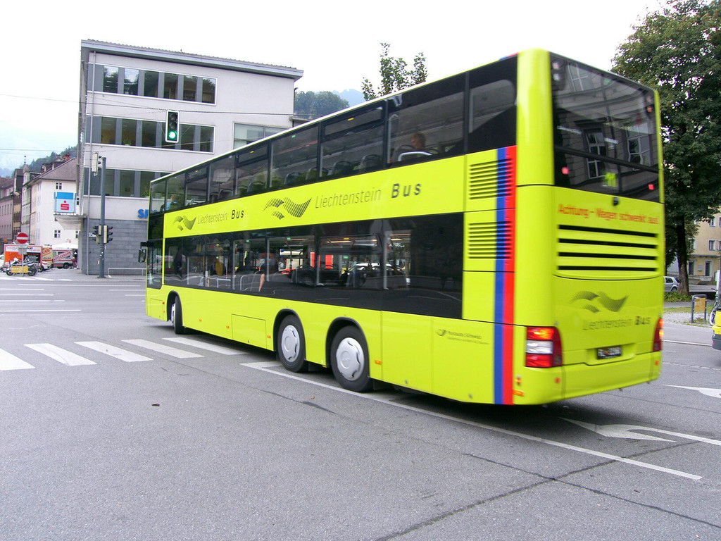 1_JPG-1380553835