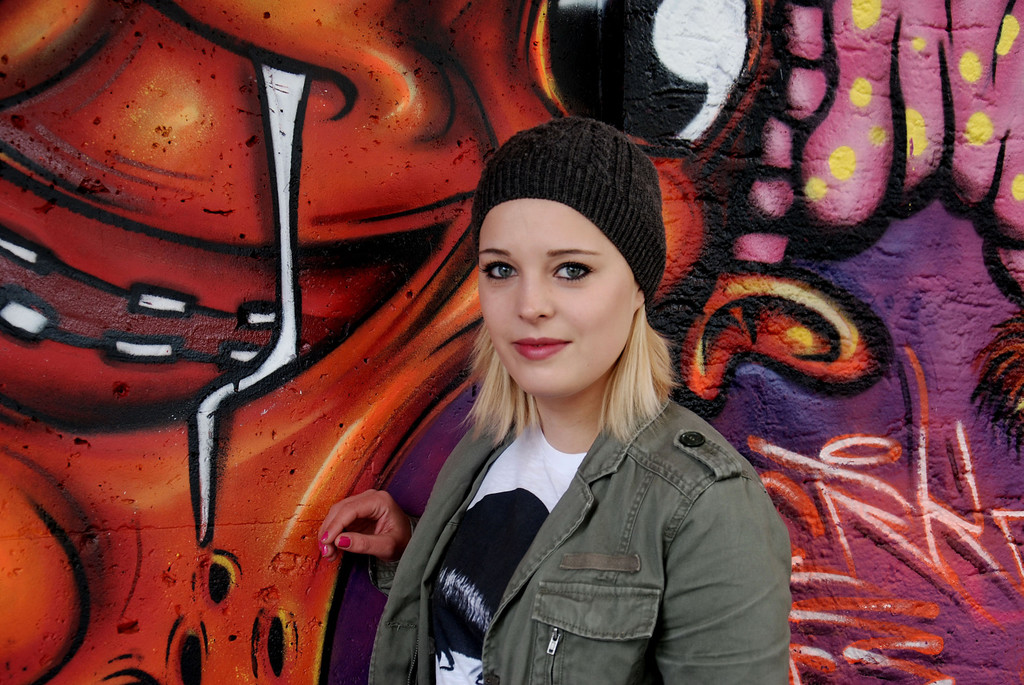 DSC_2887_Between_jpg-1380559163