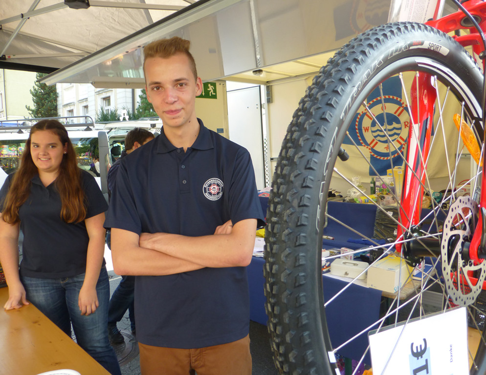 Markt19Wasserrettung_jpg-1380608130