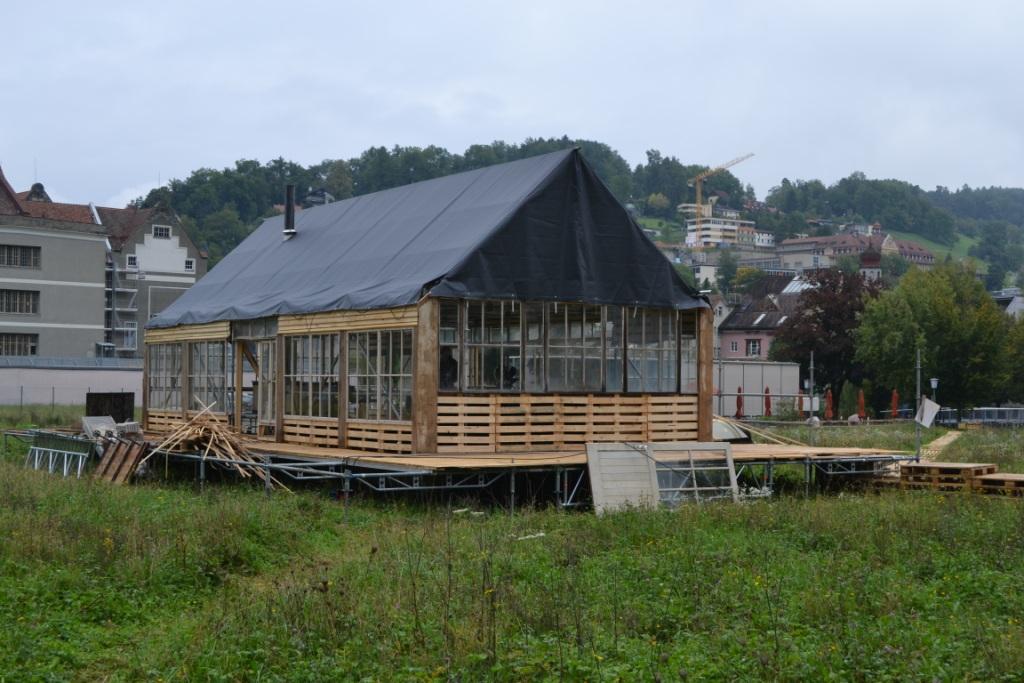 Feldhotel zu Redaktionsschluss 007_JPG-1380619942