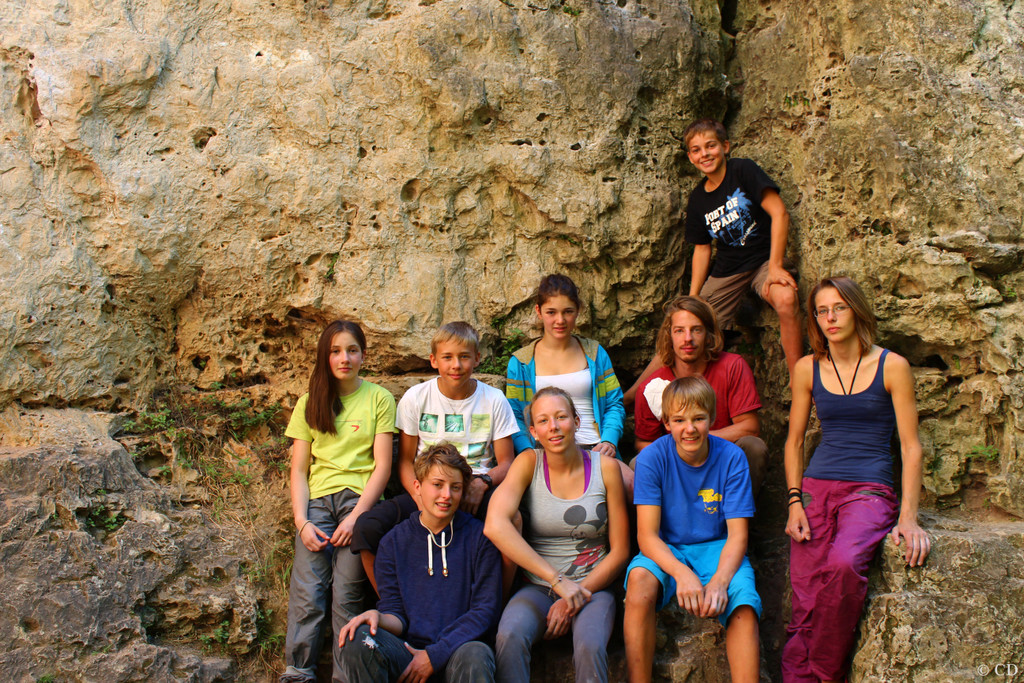 v_li_ Leonie Venier_ Laurin Meusburger_ Christina D__ringer_ Mark Amann_ Tobias Klaudrat_ Lena Engstler_ unten Angelina Pichler_