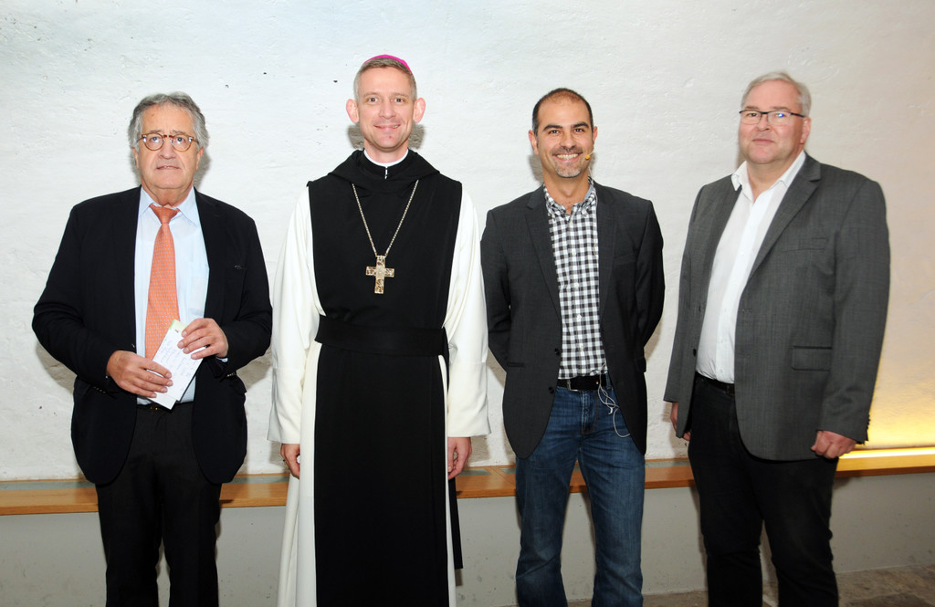 Humpeler_Abt_Summesberger_Spiegel_jpg-1380630163