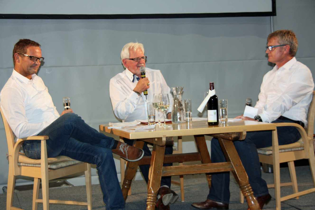 Table Gespr__ch_jpg-1380636373