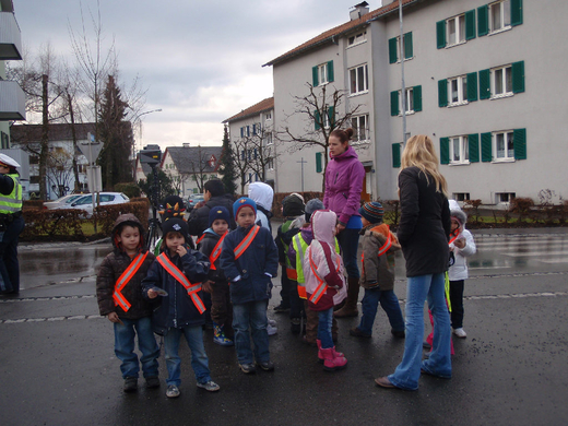 Polizei Kindergarten Gartenstrasse 2010 _15__JPG-1269000413