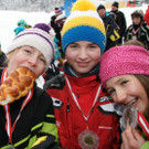 Petra _ Sonja  Anna Lena  mit  Medaillie   _jpg-1380807388