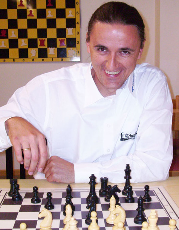 S10Milan_jpg-1380898367