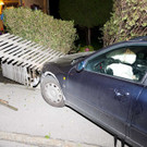 St. Anton: Auto gegen Mauer gesetzt