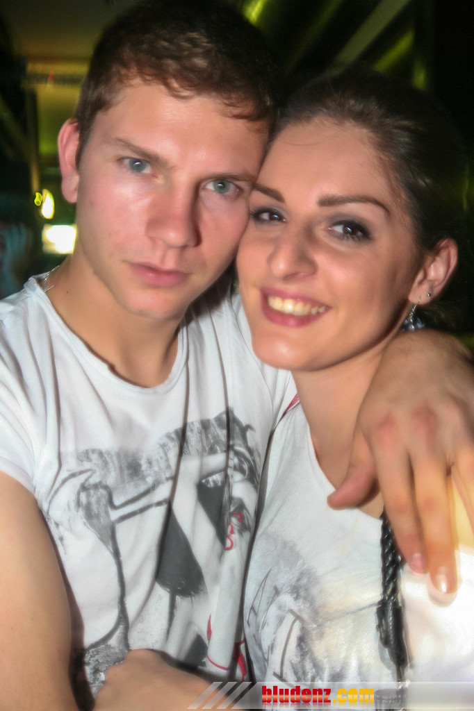 13215869.jpg