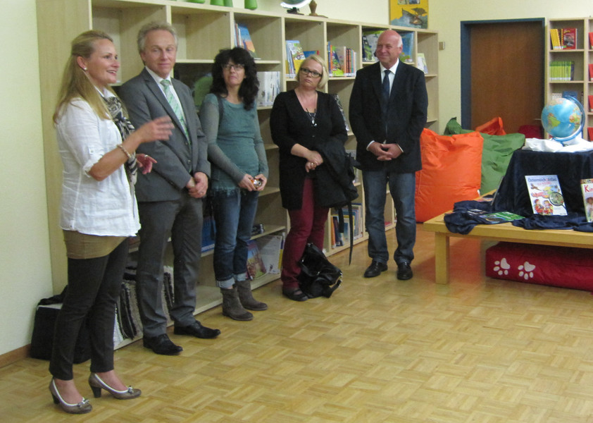 Bibliothek_Ero__ffnung 011_JPG-1380996812