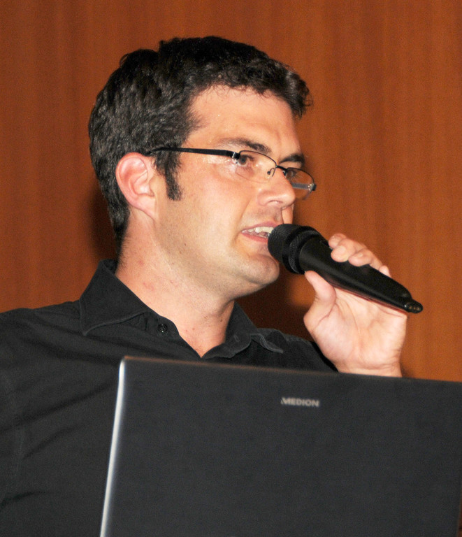 Sportlerehrung 04-10-2013 161 FC-Obmann_jpg-1381056316