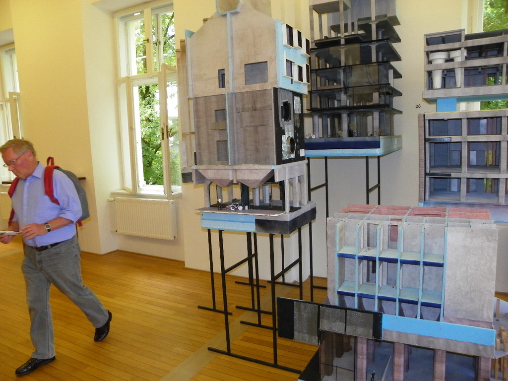 115_0803_JPG-1381060060