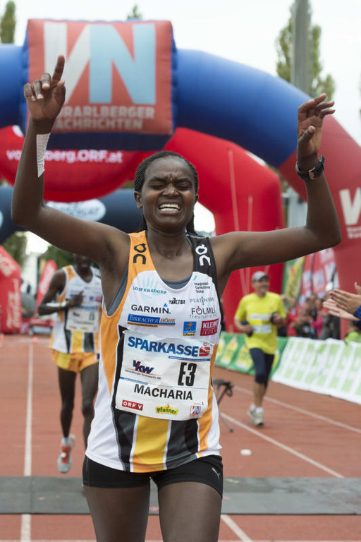 file6c5basbye5ih6abhoqv_jpg-1381093677