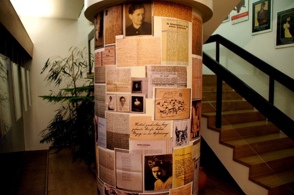 G_ Hollenstein 01.JPG