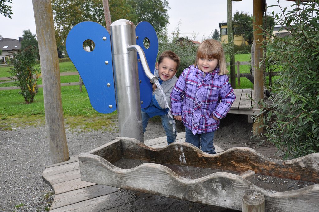 kids8_jpg-1381156102