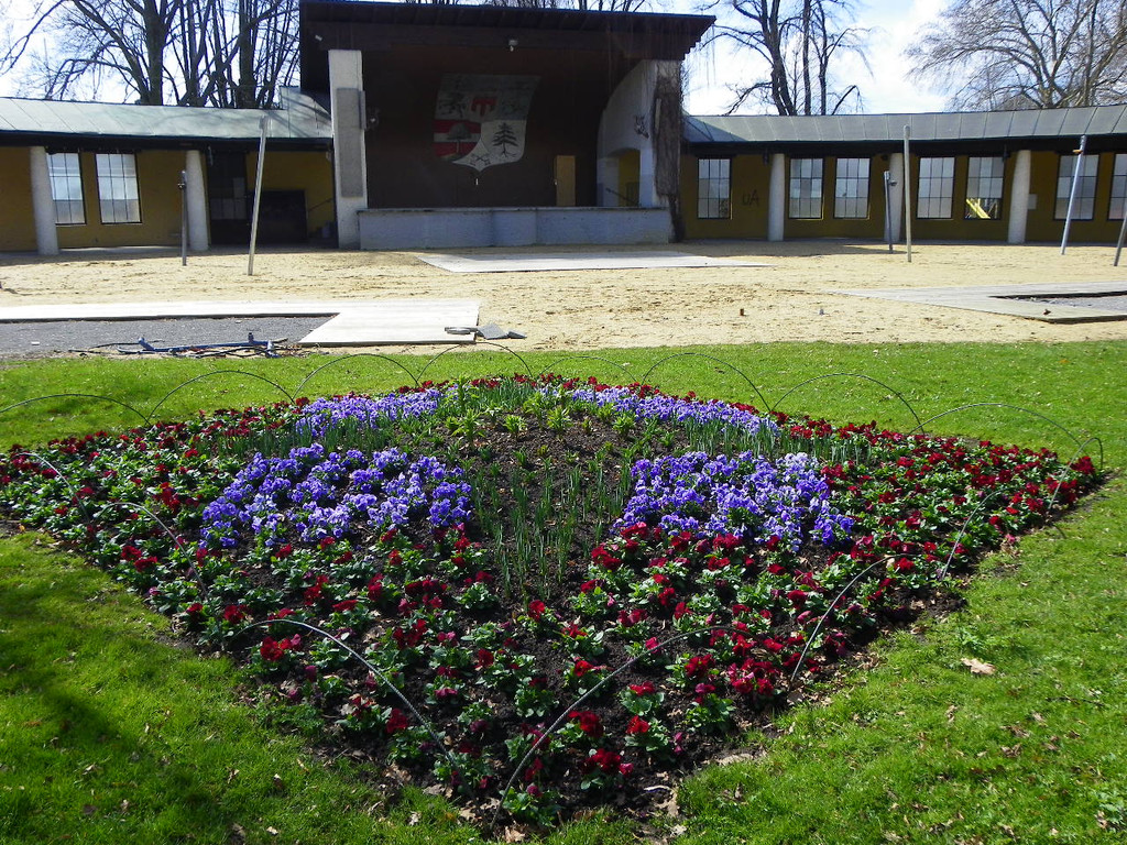 101_0020_jpg-1381357974