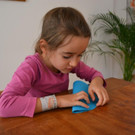 06 Falte die drei kleinen Papierkreise in der Mitte__JPG-1381597885