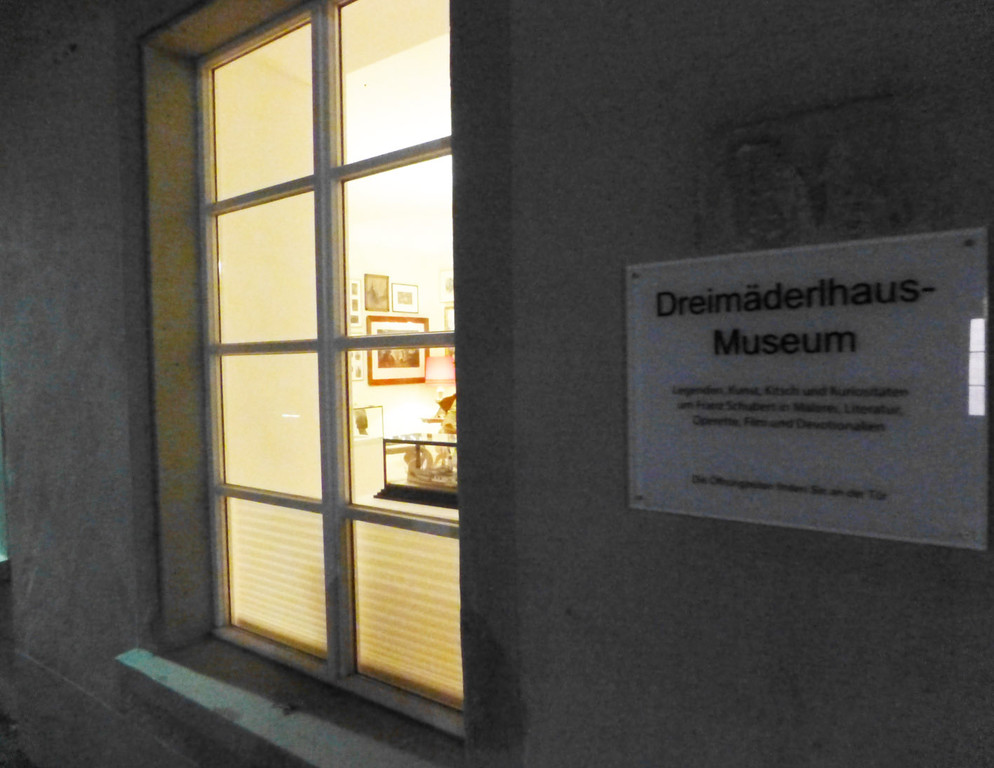 Dreimaederl5_jpg-1381667034