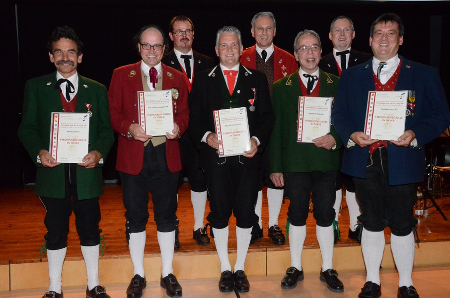 2013_10_05 Verdienstmedaille Silber __BV _1024x678__jpg-1381689918