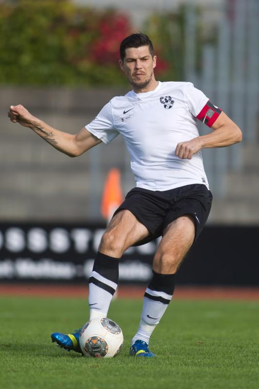 file6c8cqd075swnxr9sf21_jpg-1381691355