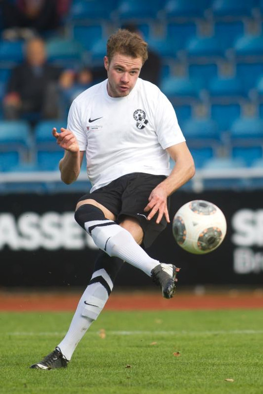 file6c8cuhonls611kiqwf22_jpg-1381691393