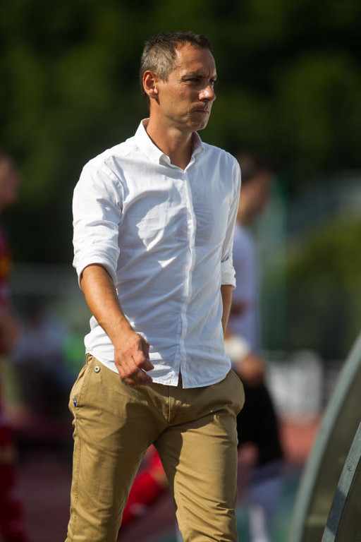 file6b4ua95sblu7dimka1a_jpg-1381781700