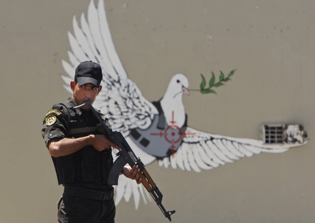 APTOPIX_MIDEAST_ISRAEL_PALESTINIANS_FRANCE_JRL146.jpg
