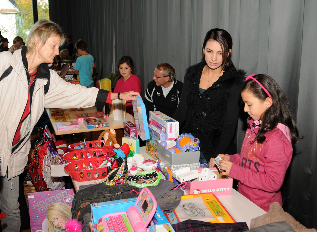 Kinderflohmarkt 12-10-2013 270_jpg-1381939373