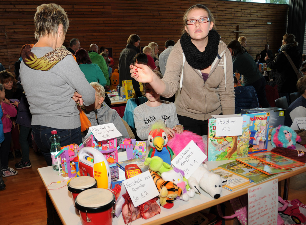 Kinderflohmarkt 12-10-2013 279_jpg-1381939411
