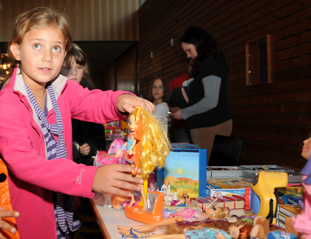 Kinderflohmarkt 12-10-2013 280_jpg-1381939417