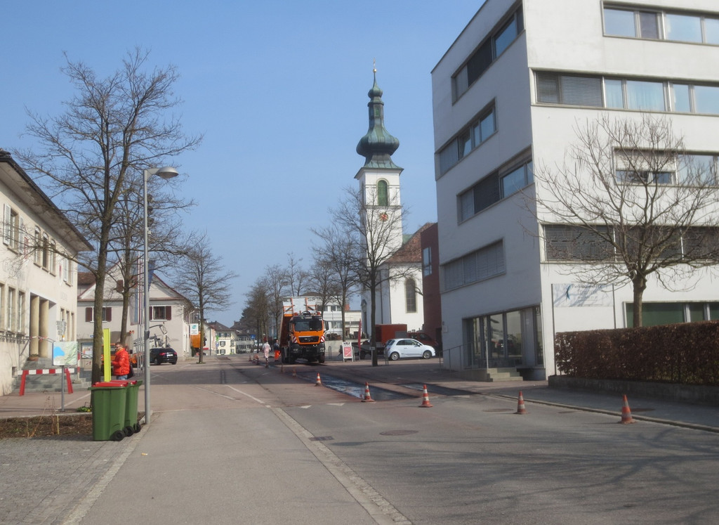 Roter Platz Sanierung 03-04-2013 _7__jpg-1382128071