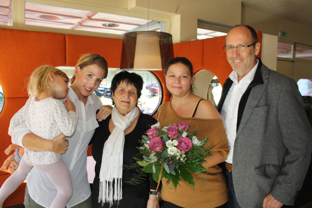 Cafe Mangold Neuer__ffnung HEHLE 18-10-2013 _6__jpg-1382128764