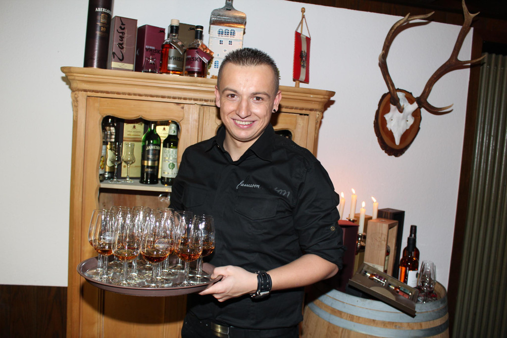 IMG_9330_jpg-1382189723