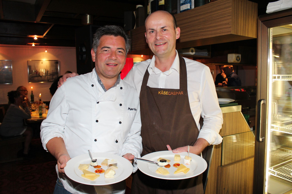 Whiskymen__ 3_jpg-1382190053