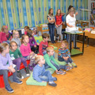 17 Das junge Publikum im Bilderbuchkino in der B__cherei Altenstadt_JPG-1382206615