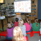 18 Das junge Publikum im Bilderbuchkino in der B__cherei Altenstadt_JPG-1382206617