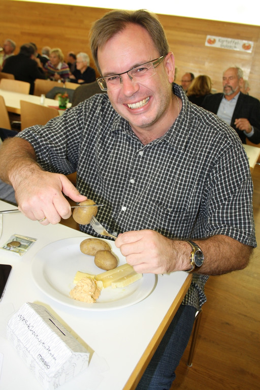 Kartoffeltag Missionskreis 2013 _20__jpg-1382277829