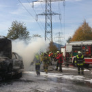 A14 bei Hohenems: Auto auf Raststätte in Vollbrand