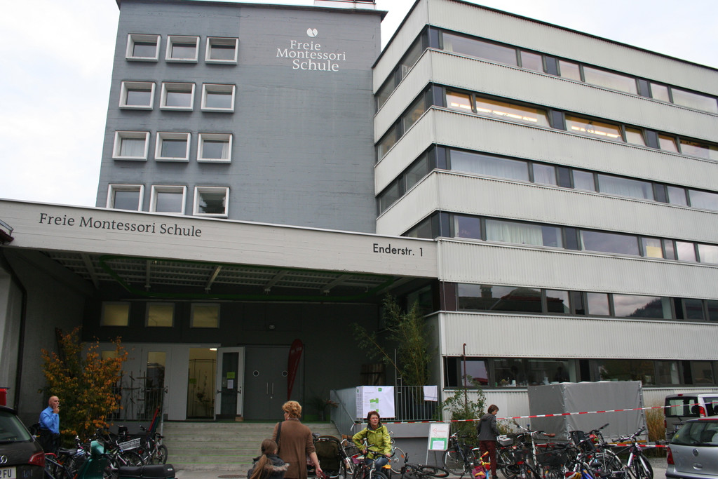 659_JPG-1382423947