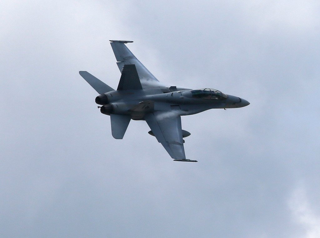 f18_ap.jpg