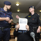 Ehefrau in Wien-Simmering erstochen: Bilder vom Prozess in Wien