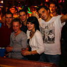 der Cpt. lädt  die Ladies ein